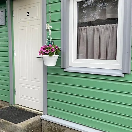 Karjamaa 8 * Pärnu